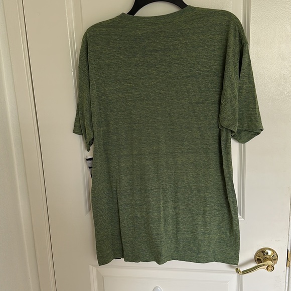 W2W T Shirt - Picture 2 of 7